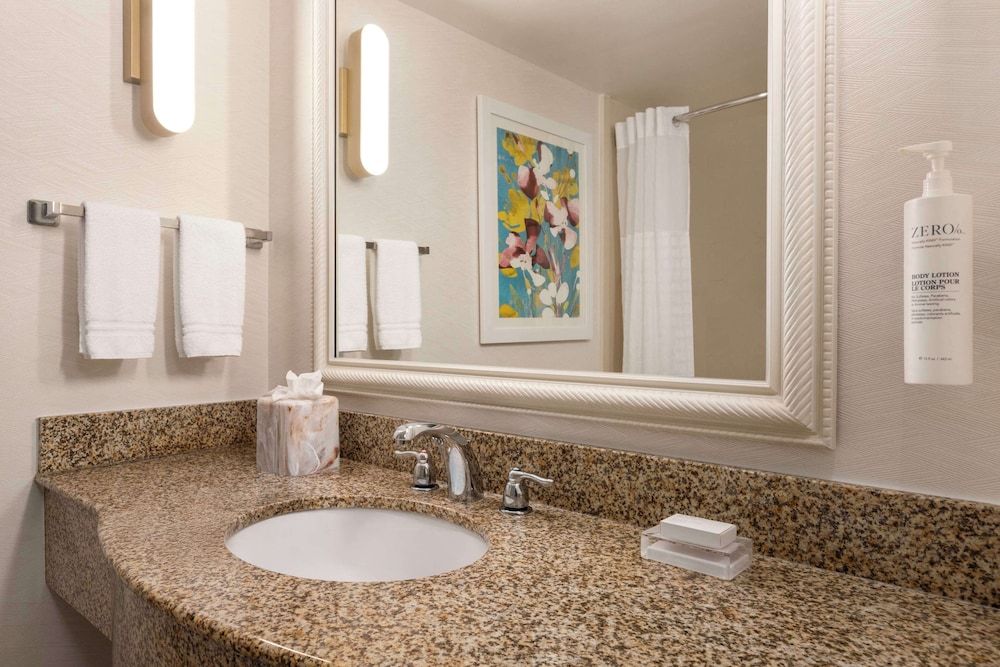 2 Queen Beds Junior Suite