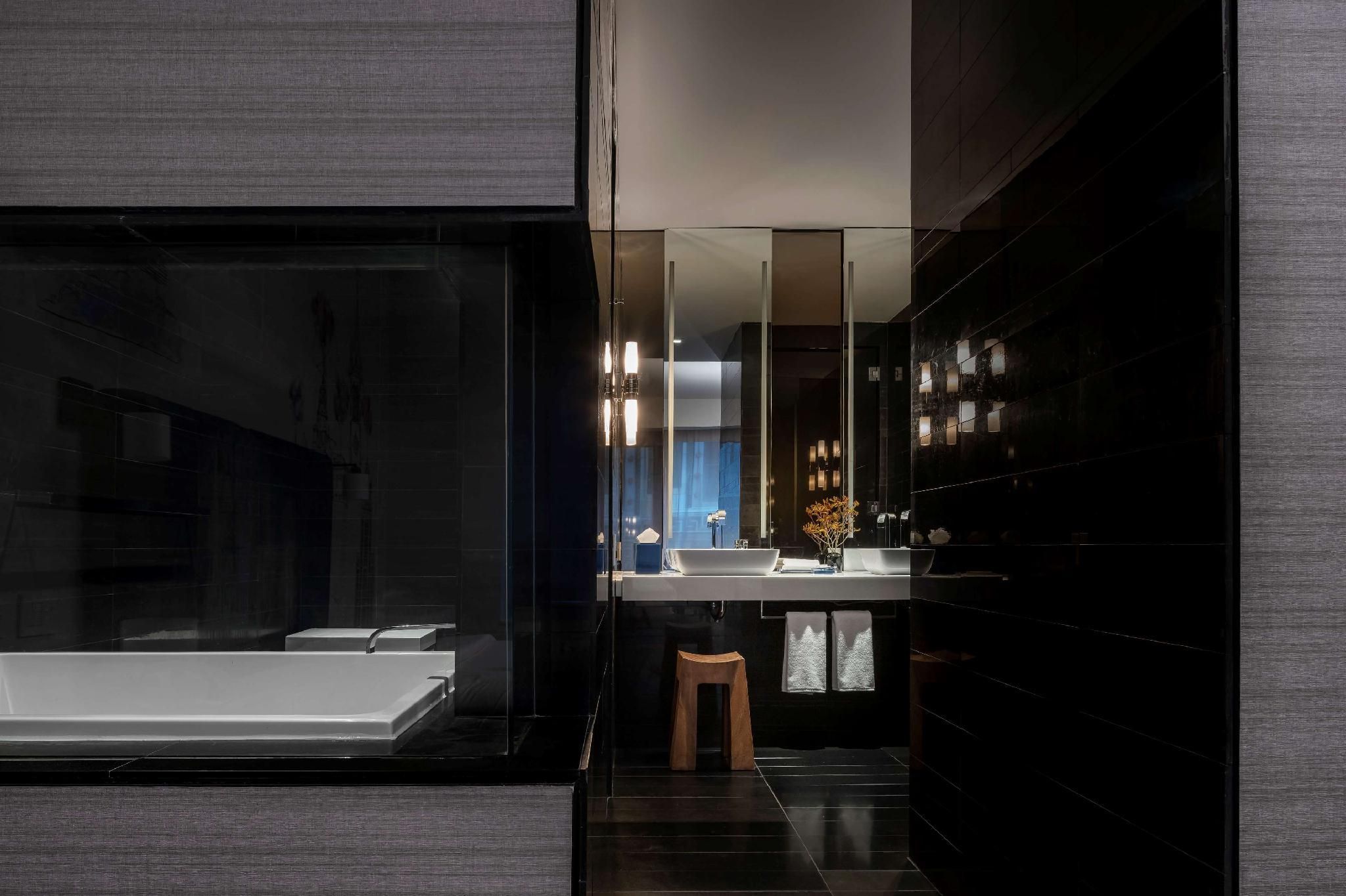Centric Premier Suite