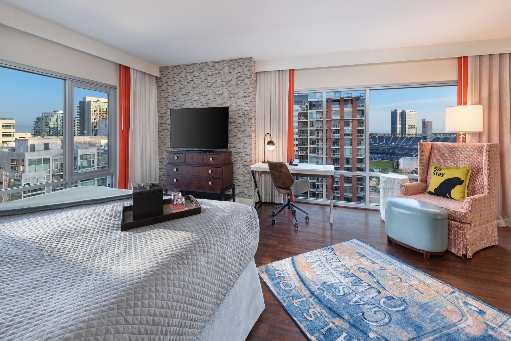 1 King Studio Suite Petco Park View