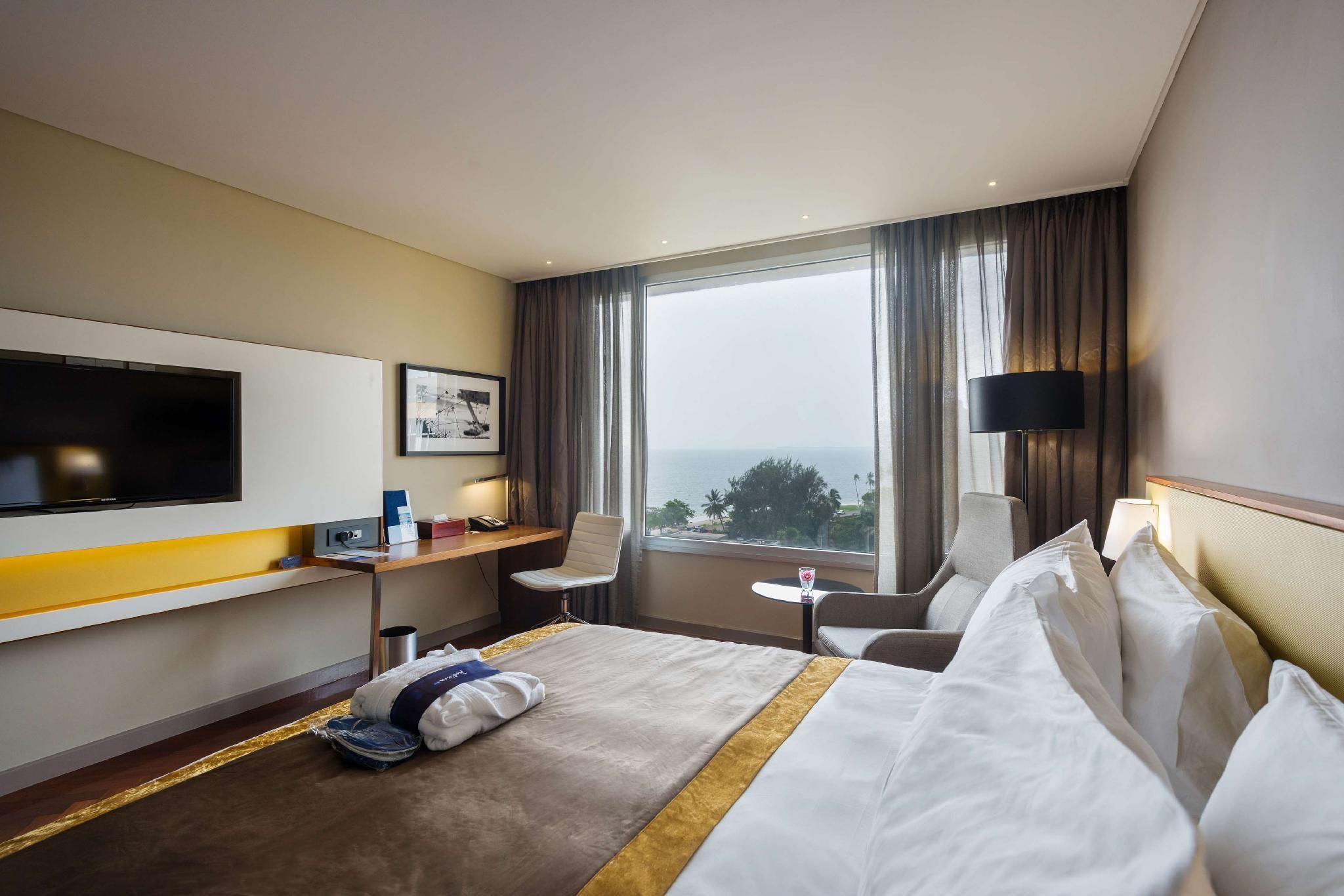 Executive Room - Lounge Access