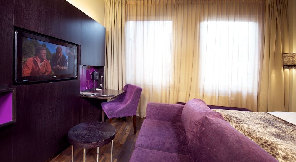 Home Hotel Folketeateret Standard Room, 1 Queen Bed 8