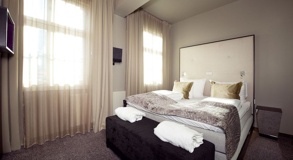 undefined Home Hotel Folketeateret 5