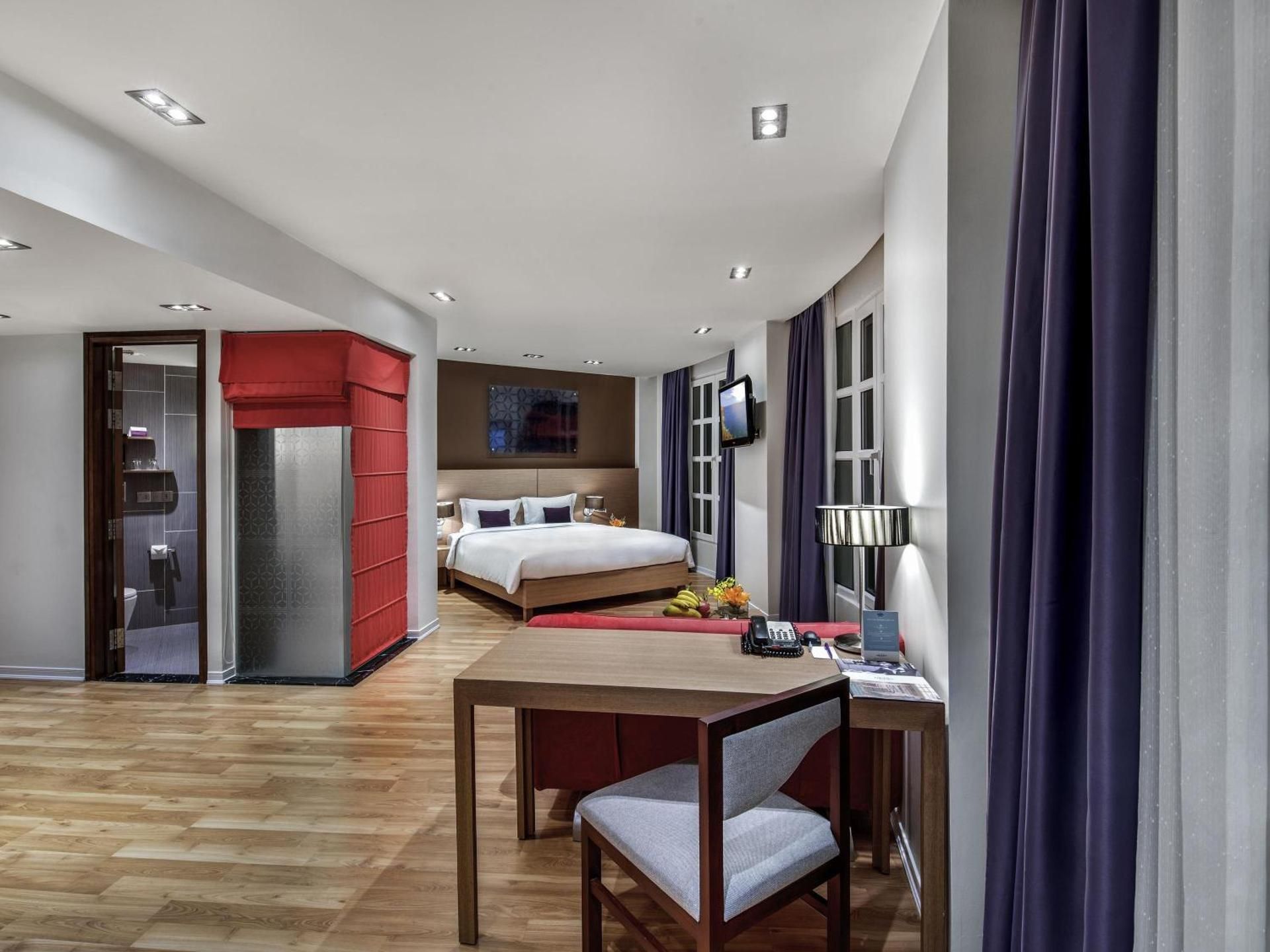 Privilege Room, City View - 1 Double Bed & Sofa  Bed