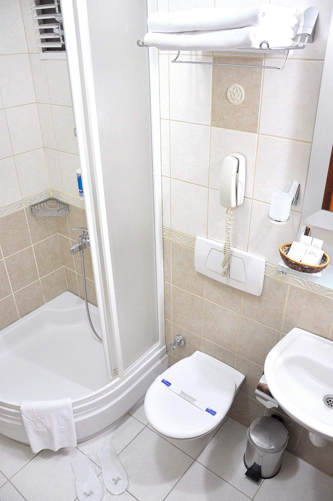 undefined Hotel Centrum Istanbul 6