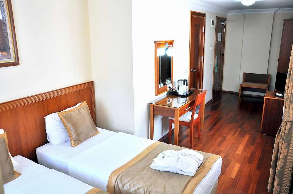 undefined Hotel Centrum Istanbul 7
