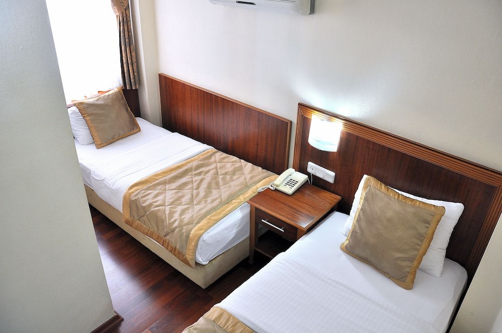 Hotel Centrum Istanbul Economy Twin Room 2