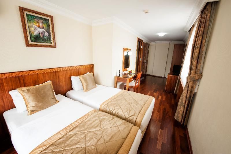 undefined Hotel Centrum Istanbul 8