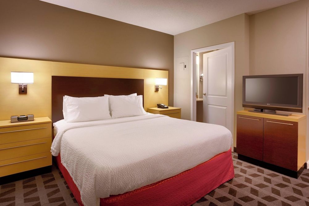 TownePlace Suites by Marriott Omaha West