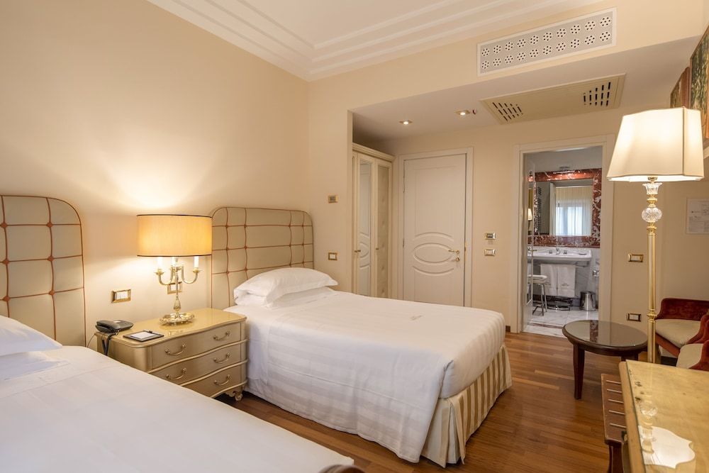 Golden Tower Hotel & Spa Classic Room, 1 Double or 2 Twin Beds