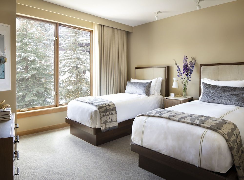 Viceroy Snowmass Pinnacle Studio Residence Two Queens