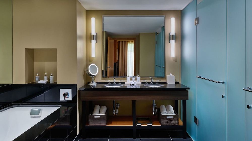 Viceroy Snowmass Pinnacle Studio Residence Two Queens 6