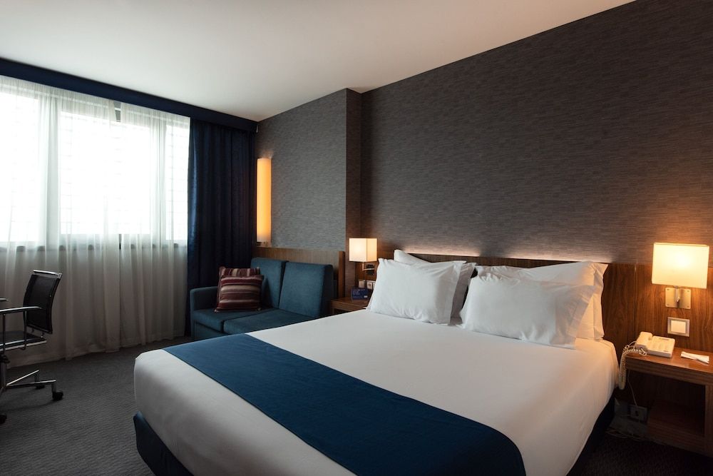 Standard Room, 1 Double Bed (Free Breakfast)