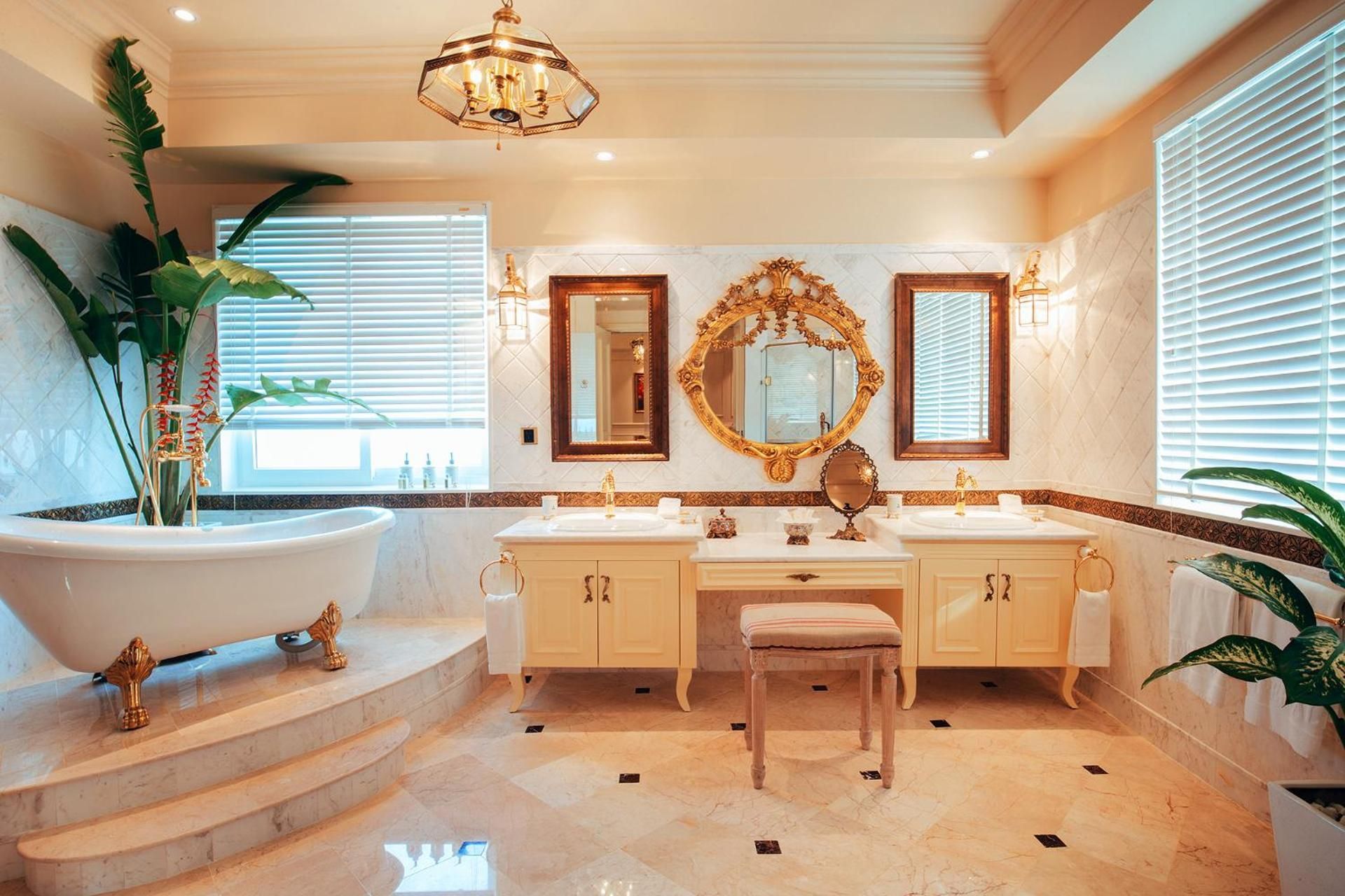 Imperial Suite