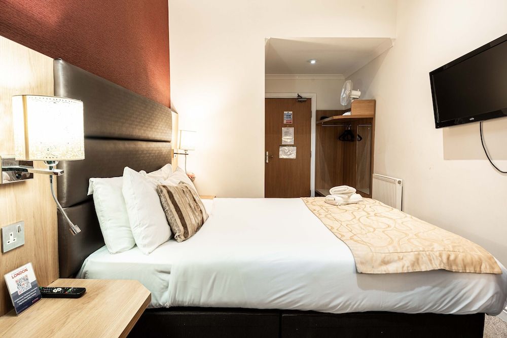 Lancaster Court Hotel Double Room, Ensuite 4