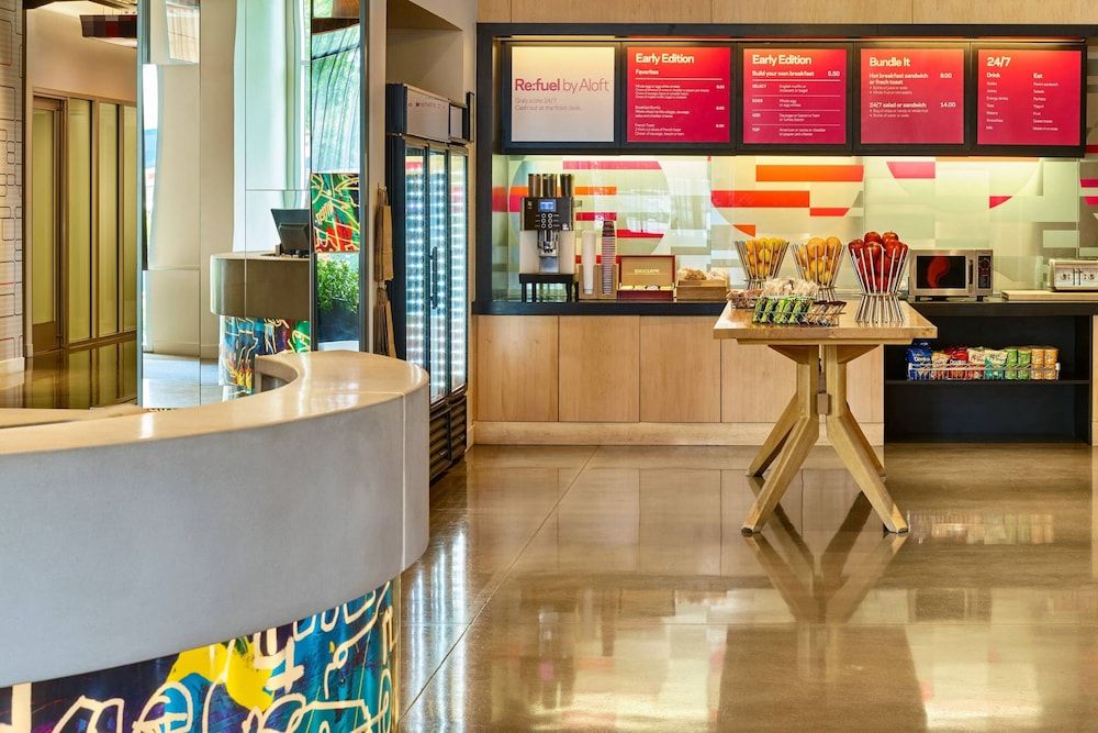 undefined Aloft Houston by the Galleria 8