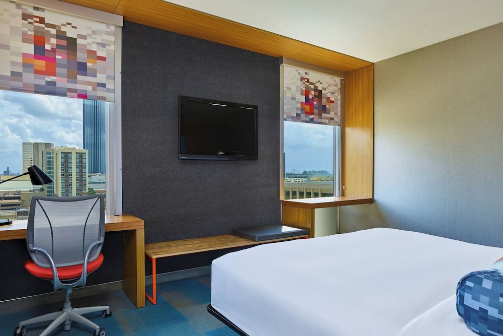 Aloft Houston by the Galleria aloft, Room, 1 King Bed 16