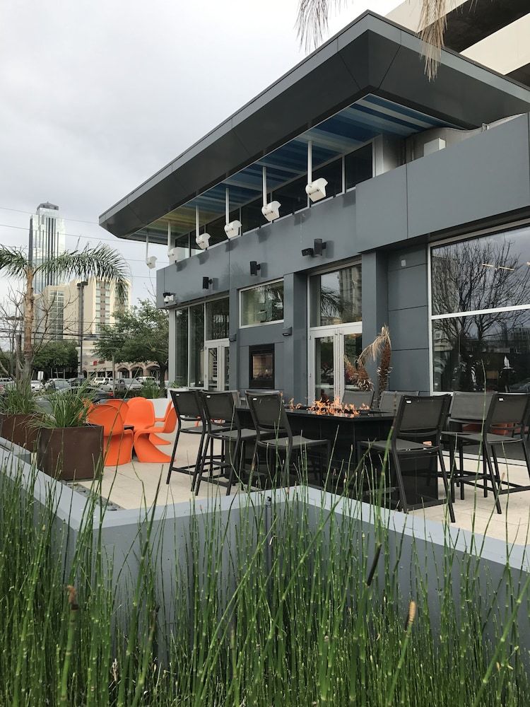 undefined Aloft Houston by the Galleria 6