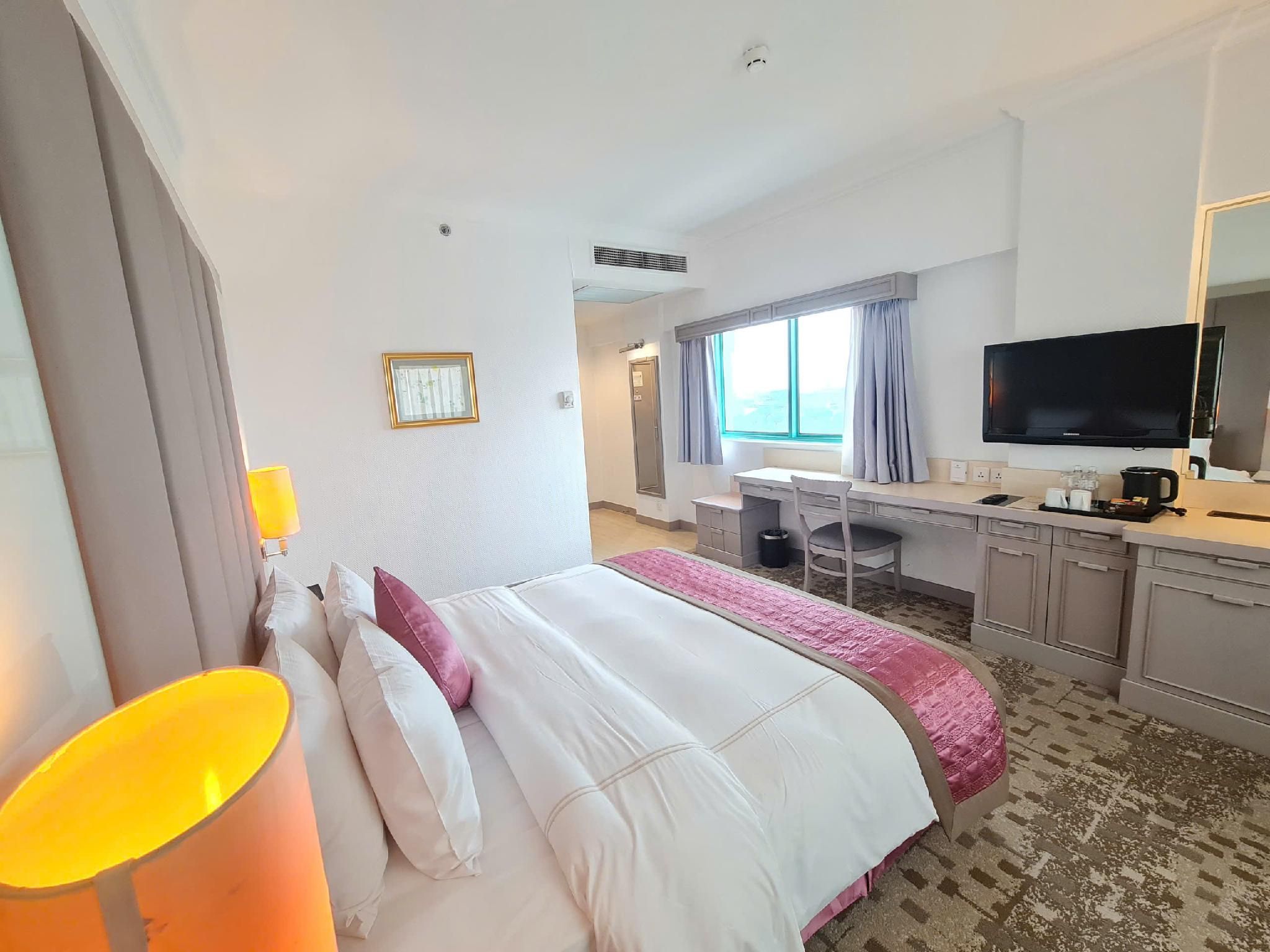 Deluxe King City View