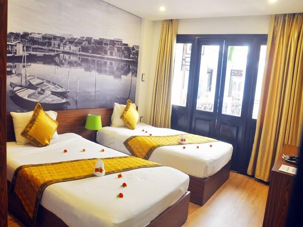Vinh Hung 2 City Hotel Superior Room 6
