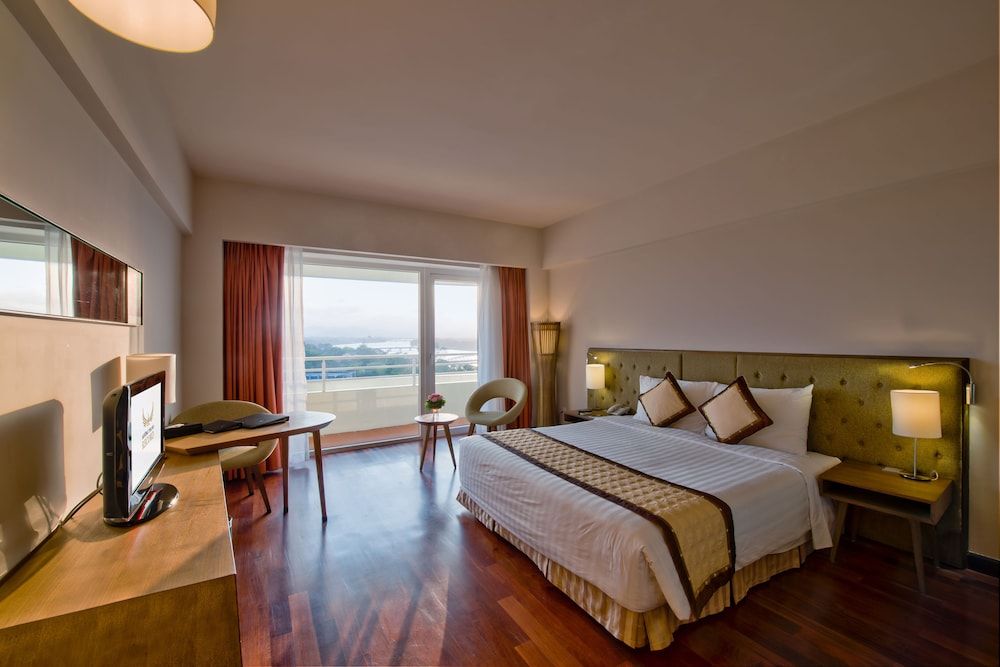 Deluxe Double Room, River View