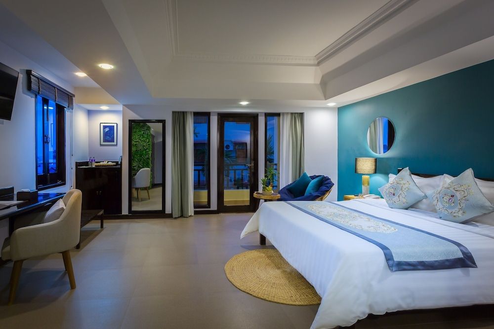 Junior Suite Double with Balcony