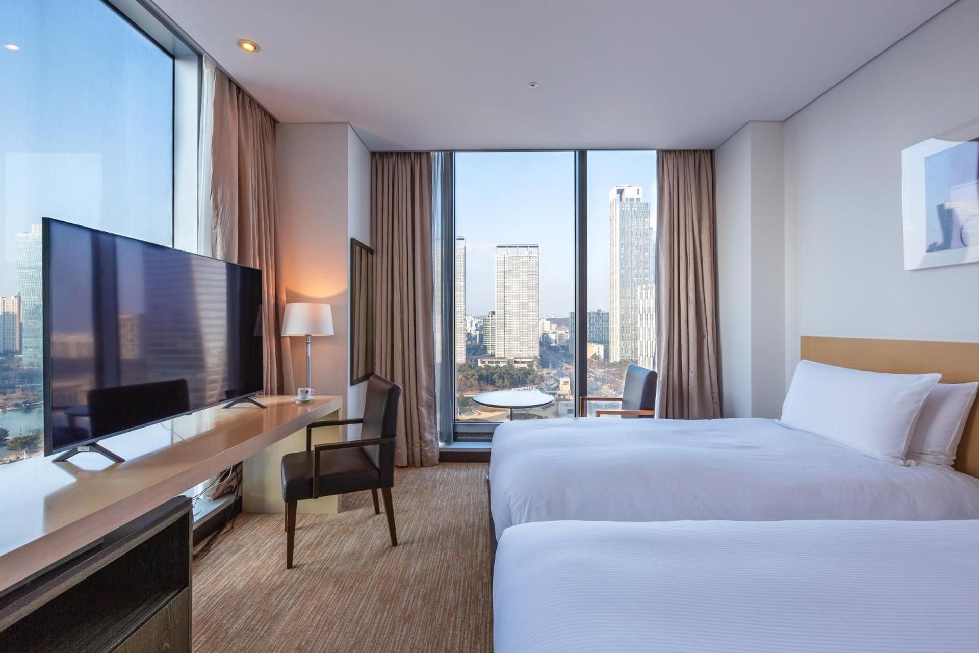 2 Single Beds, Nonsmoking, Deluxe Room, Park View