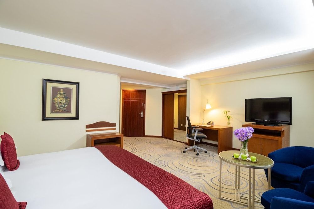 Deluxe Room with King Bed