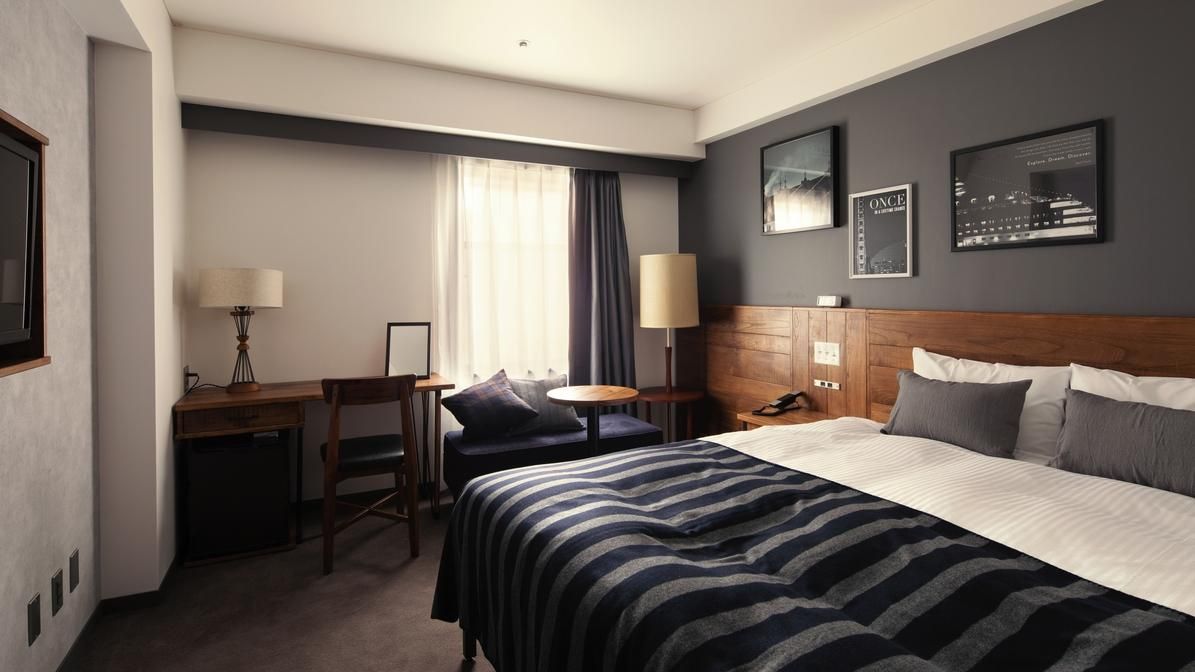 Wide double room 18 square meters non-smoking 160 cm