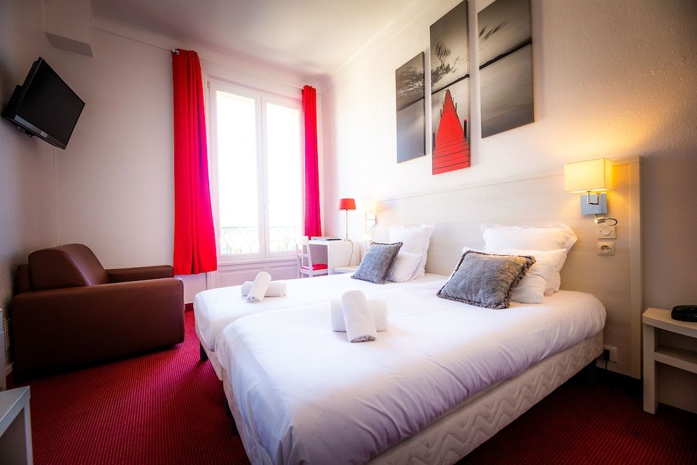 La Villa Andry Classic Triple Room 2