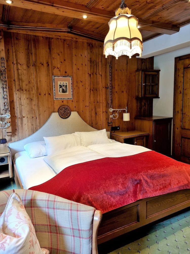 Hotel Neuhintertux Classic Double Room 3