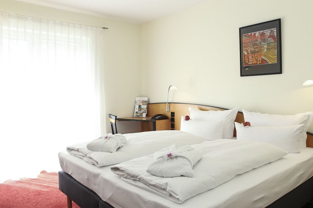 VITALHOTEL ambiente Comfort Double Room, 1 Queen Bed 2