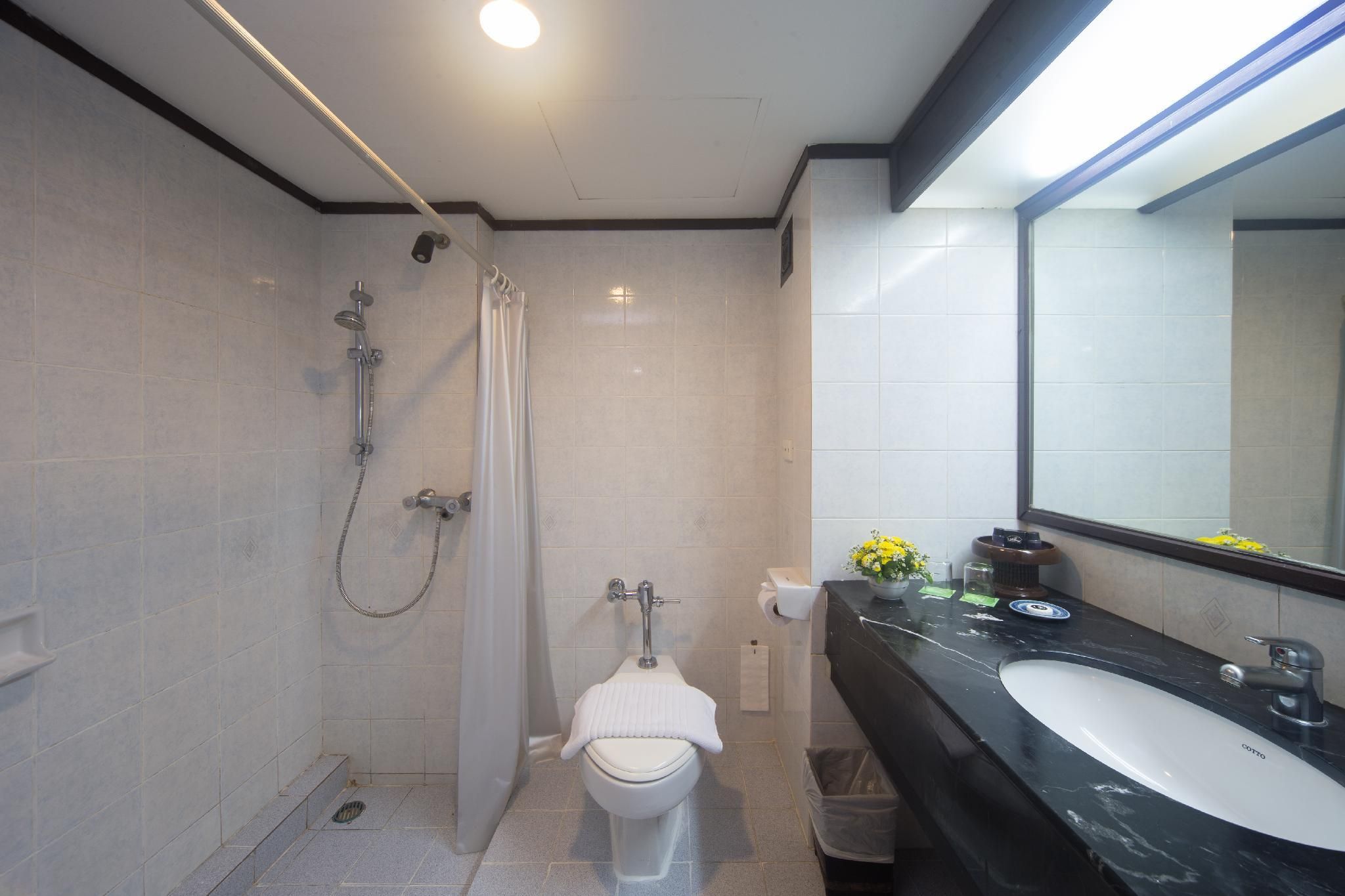 The Imperial Hotel and Convention Centre Phitsanulok Superior Room 3