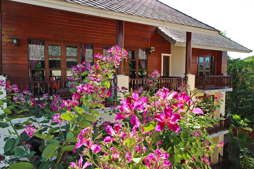 undefined Shewe Wana Suite Resort 2