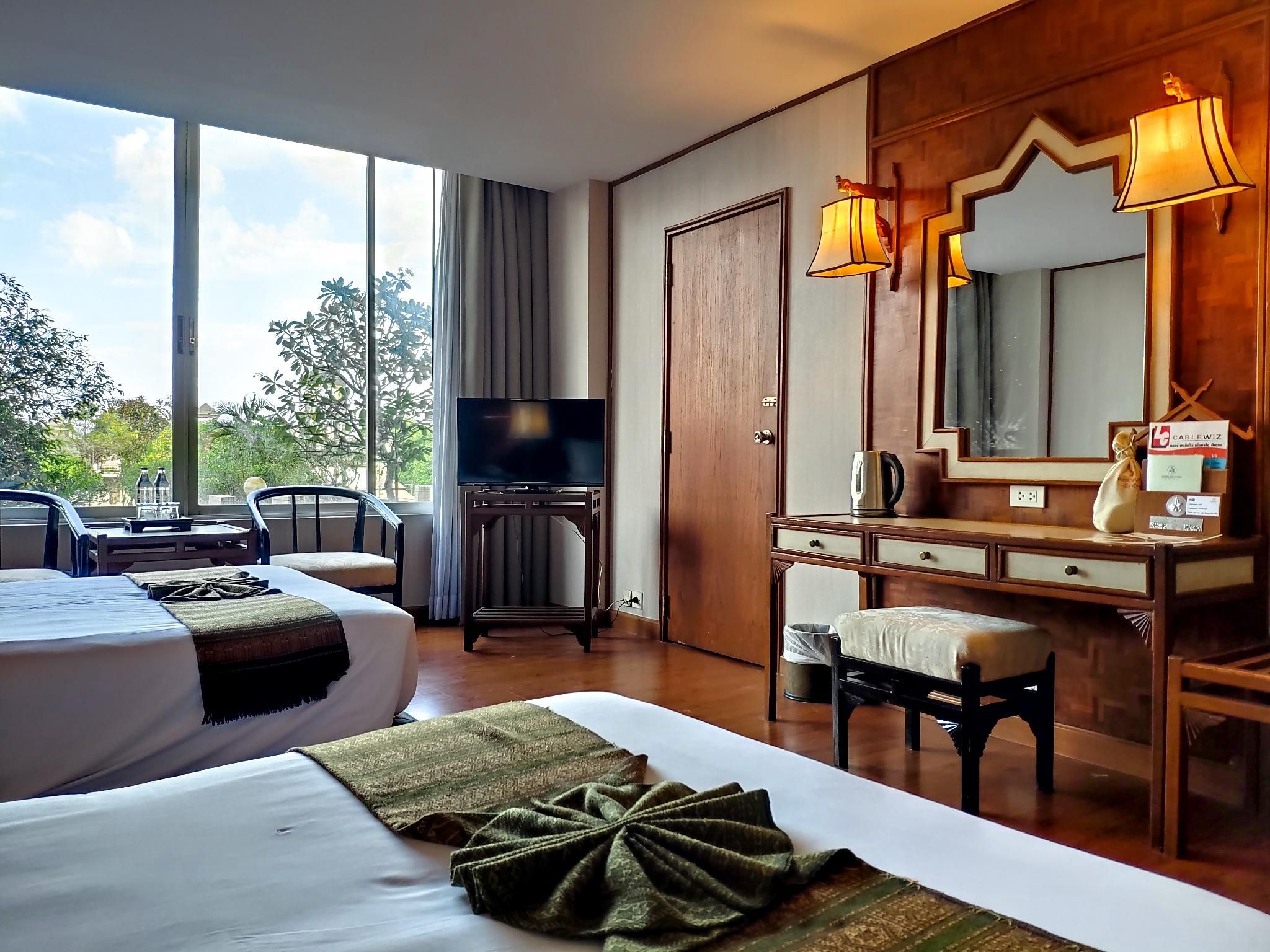 Chiang Mai Orchid Hotel Superior Twin Room 3