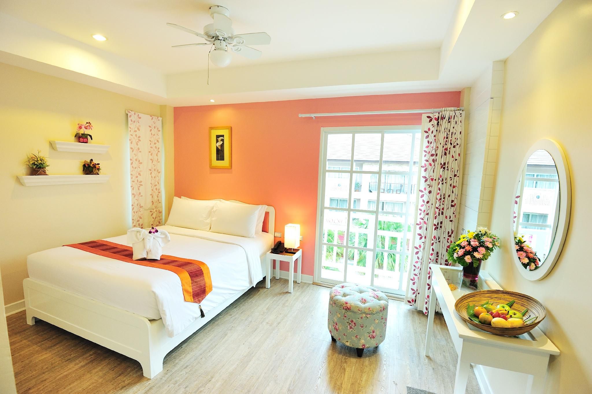 undefined The Beach Boutique House 9