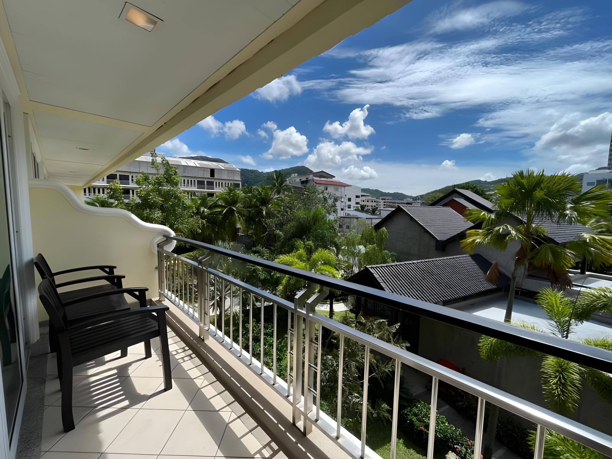 Deluxe Garden View Twin