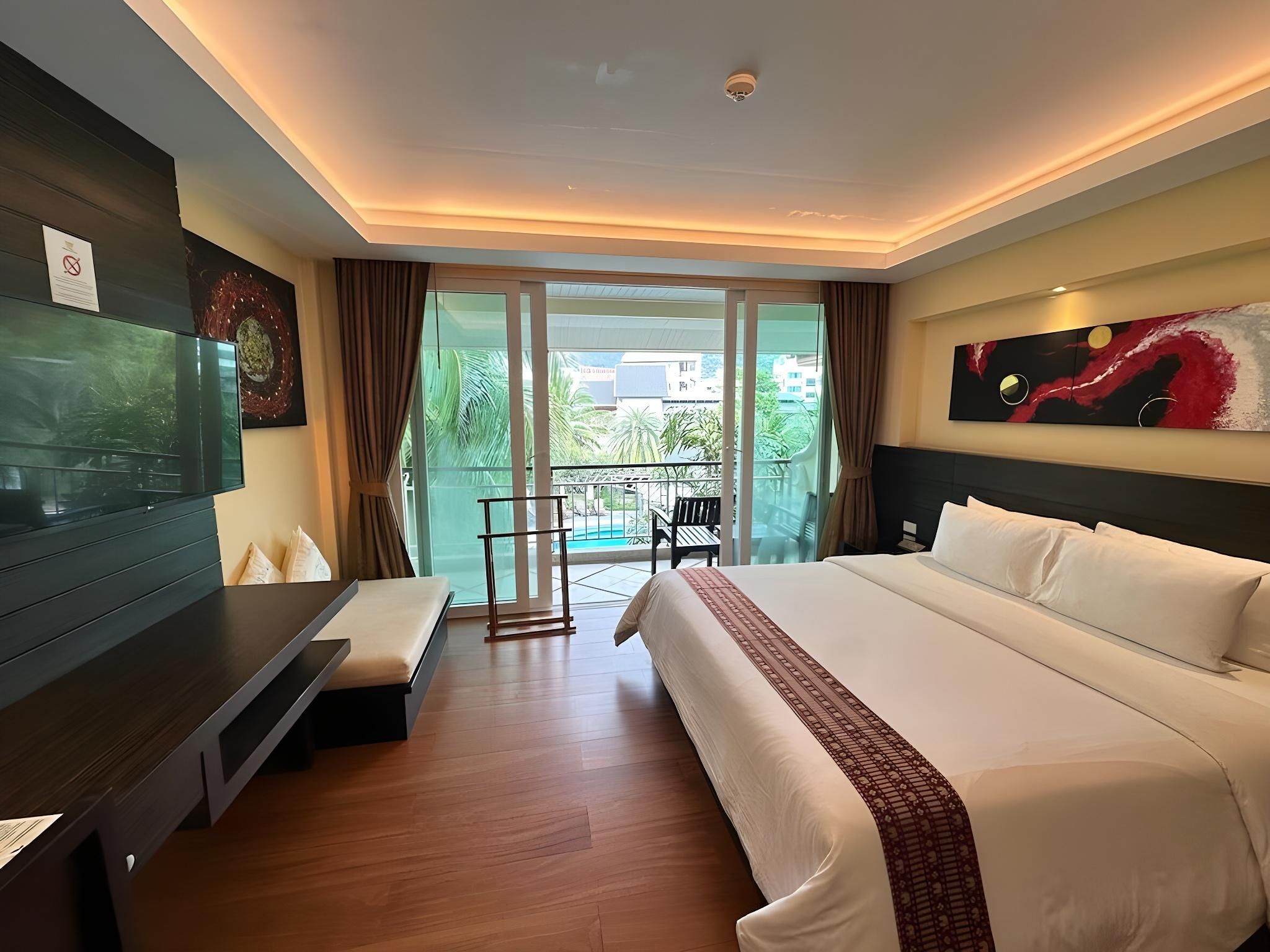 Superior Pool View Double Room