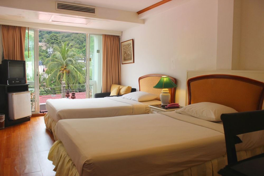 Orchid Hotel and Spa Standard Room, Mountain View 4