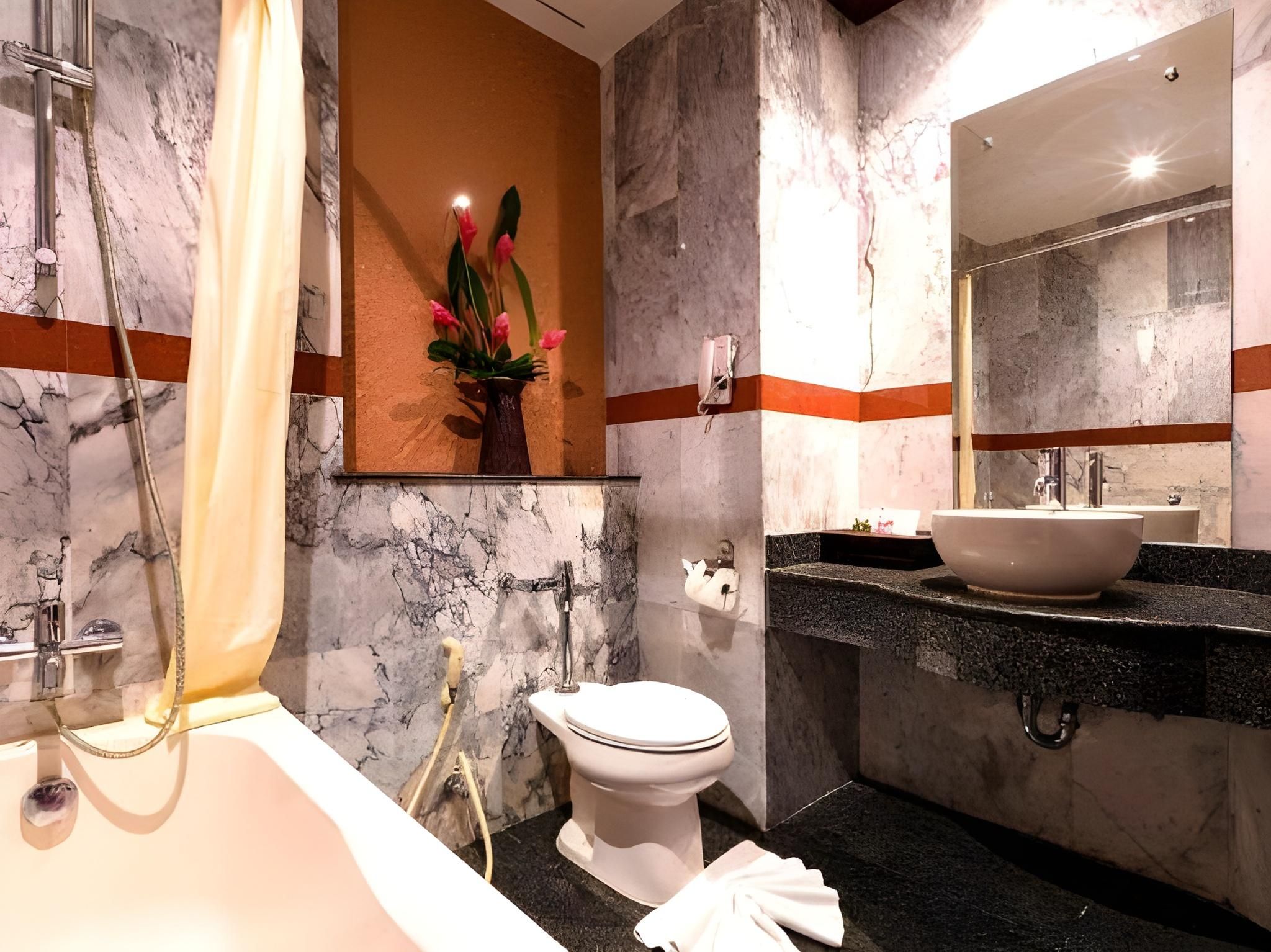 Grand Deluxe Double or Twin Room with Pool Access