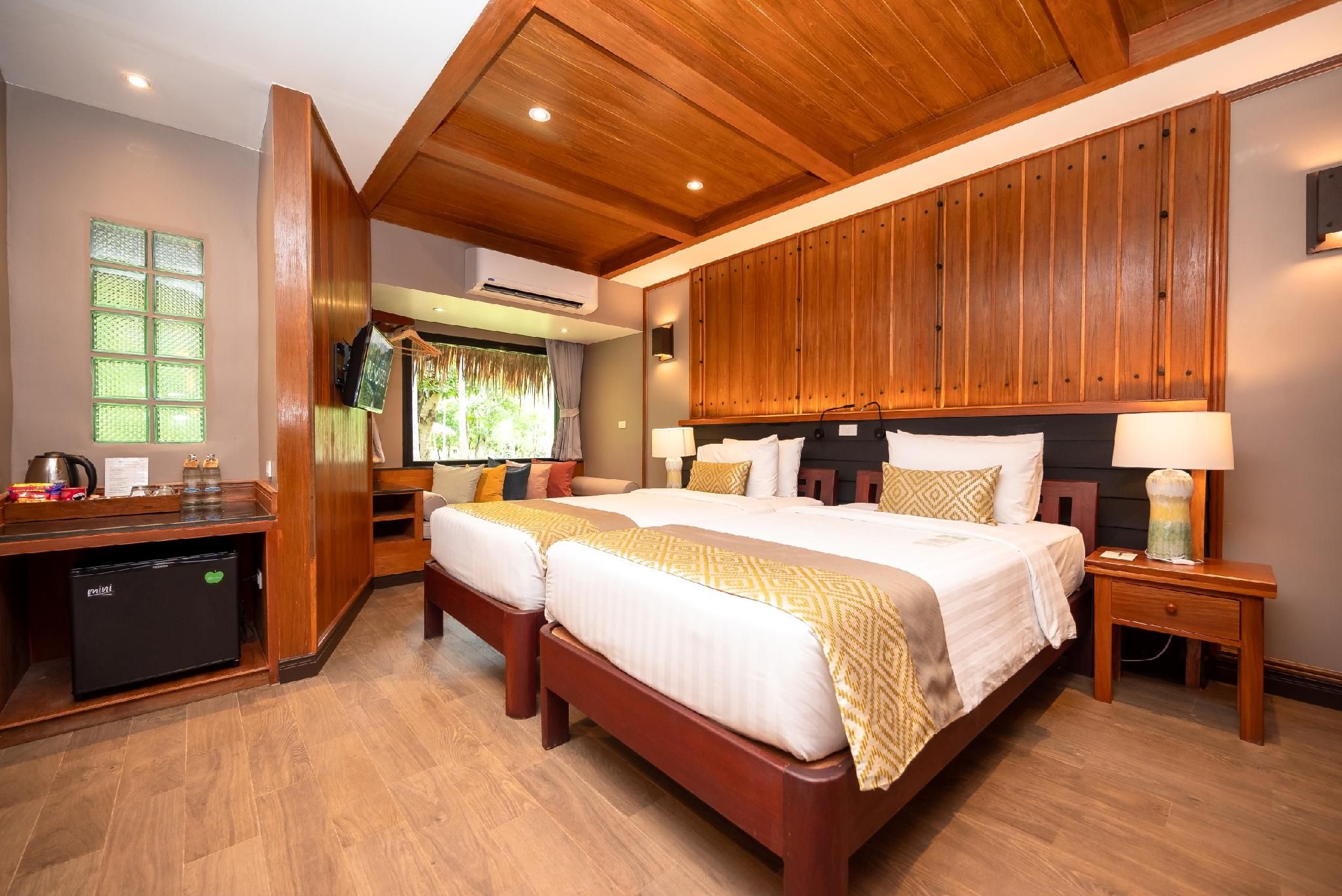 Superior Plus Room