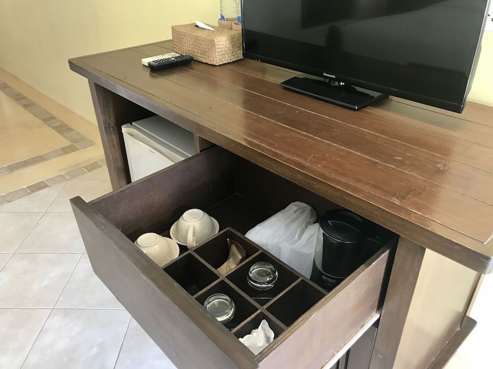 Ao Nang Colors Hotel - Aonang Beach Premium Double Room, 1 Bedroom, Garden View 12