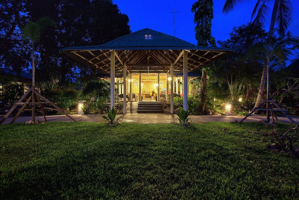 undefined Crystal Bay Yacht Club 6