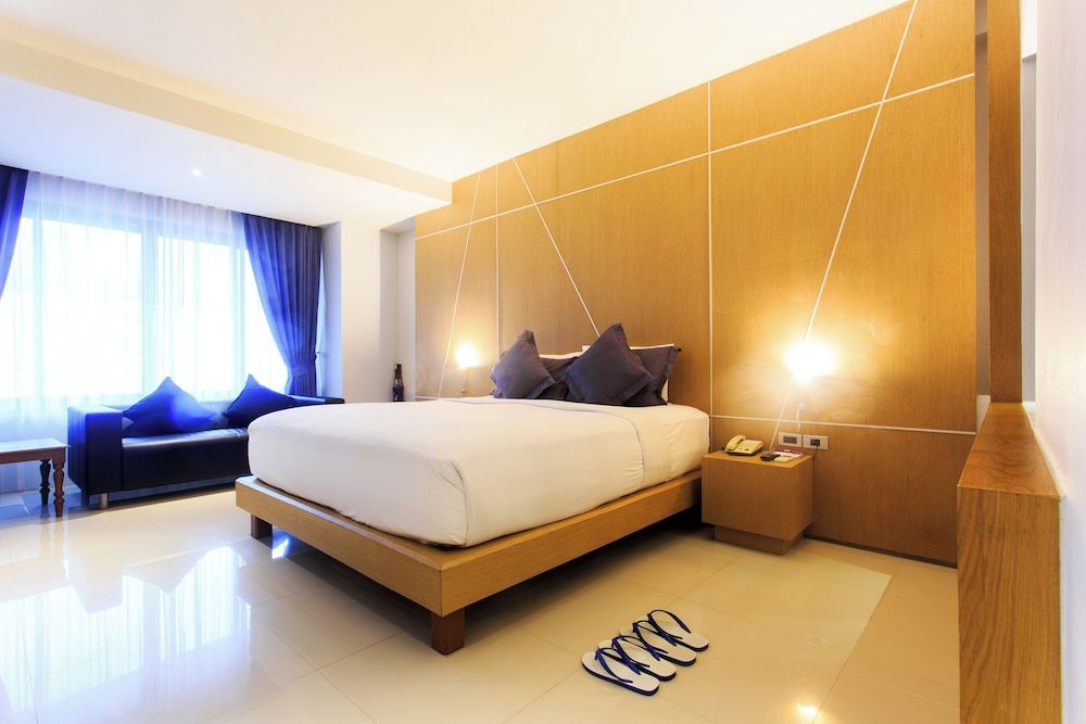 Chaweng Cove Beach Resort Standard Double Room 2