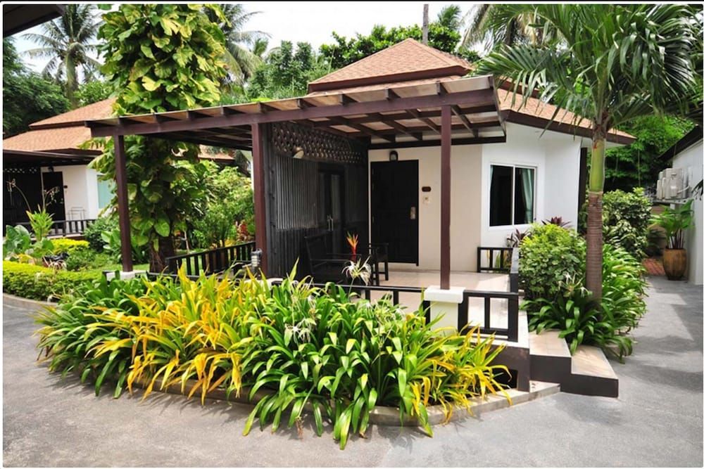 undefined Chaweng Cove Beach Resort 6