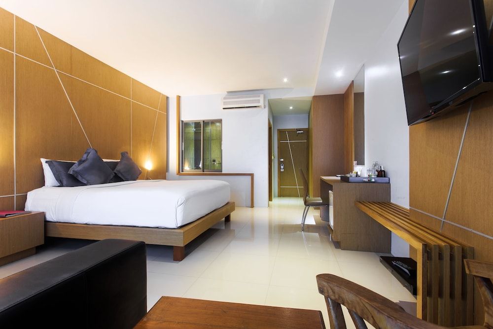 undefined Chaweng Cove Beach Resort 4
