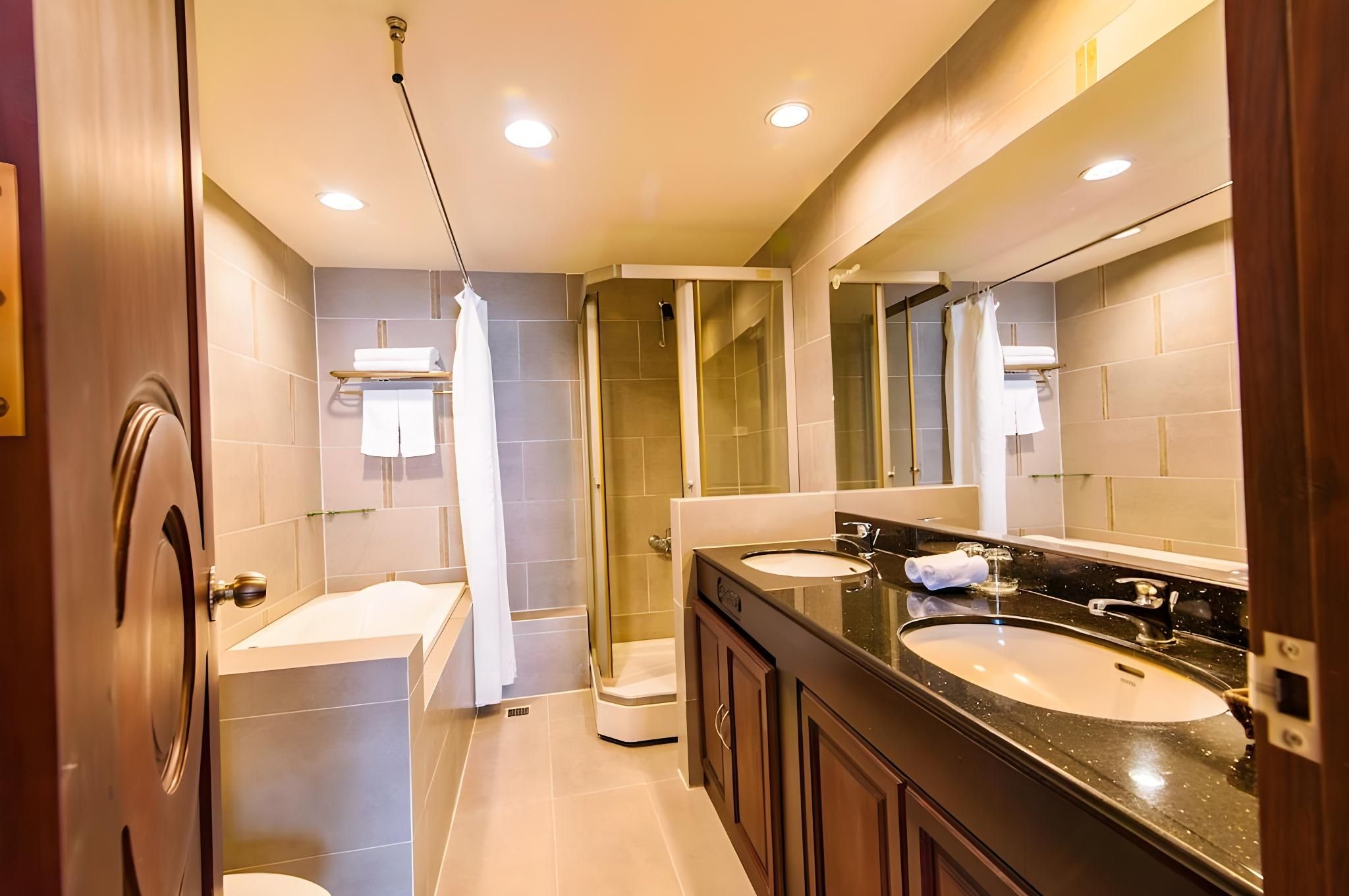 Junior Suite City View