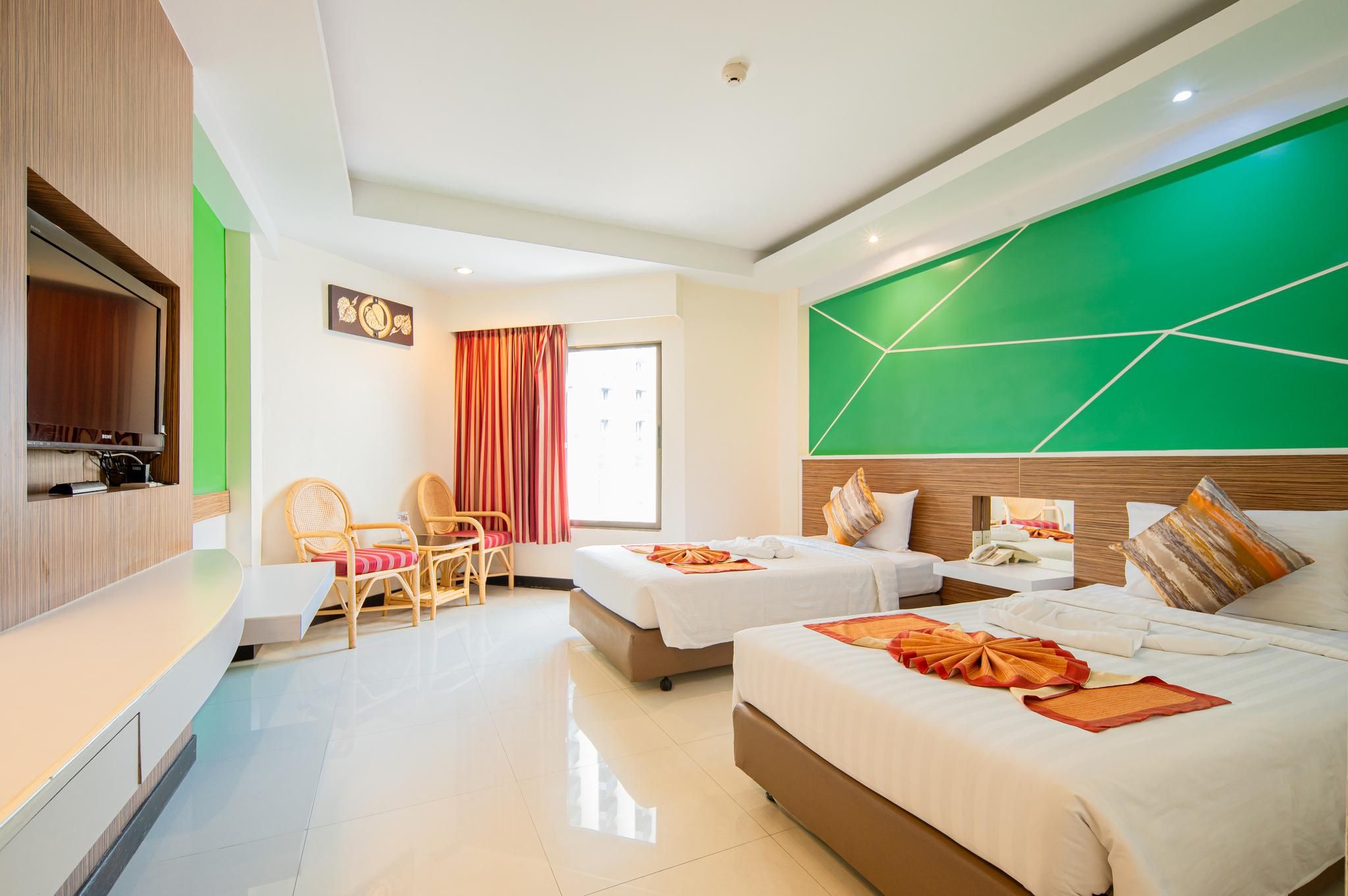 undefined Caesar Palace Hotel 4