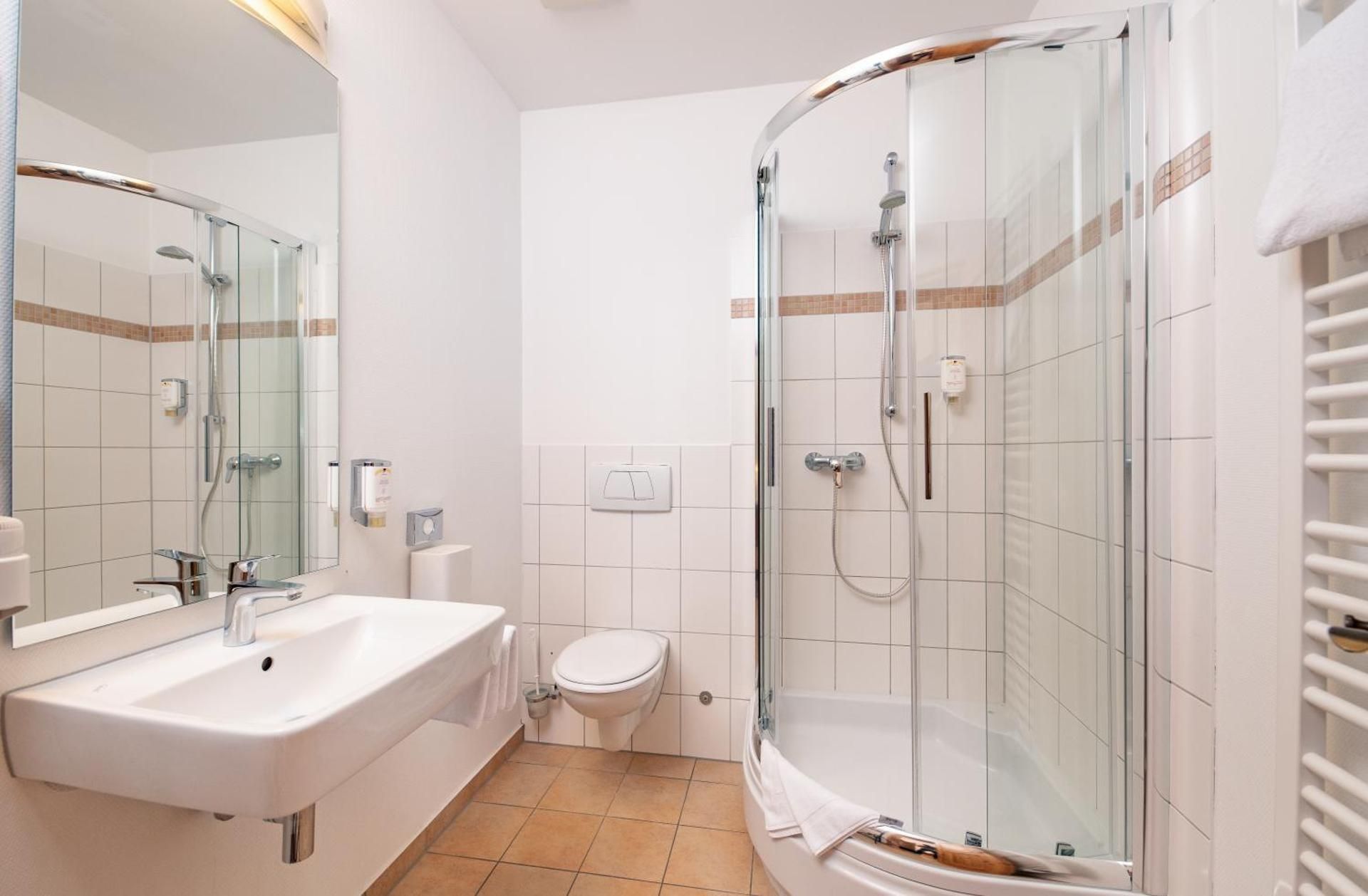 Kulturhotel Kaiserhof Comfort Double Room with Balcony 2