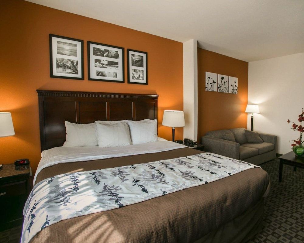 undefined Sleep Inn & Suites Highway 290/NW Freeway 2