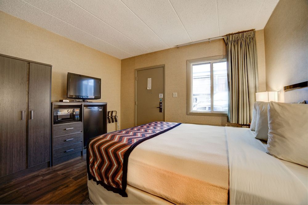 Carlton Inn Midway Traditional Room, 1 Queen Bed, Non Smoking (Smaller Room) 2